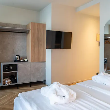 Querceto Wellness & By Double Hospitality Hotel Malcesine