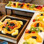 Querceto Wellness & By Double Hospitality Отель Мальчезине