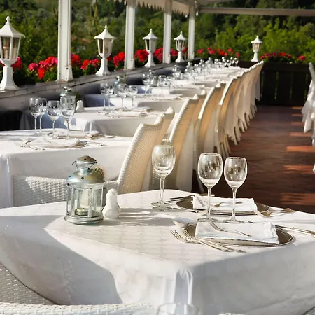 Szálloda Querceto Wellness & By Double Hospitality Malcesine