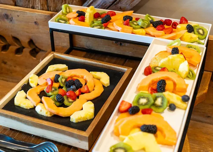 Querceto Wellness & By Double Hospitality מלון מאלצ'סינה