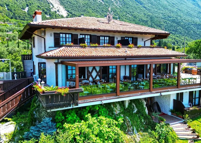 호텔 Querceto Wellness & By Double Hospitality 4*