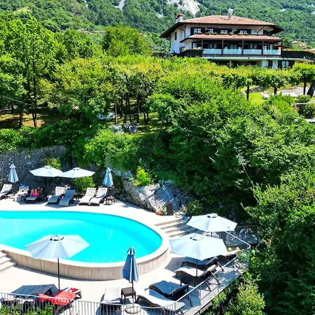 Querceto Wellness & By Double Hospitality Hotel 4*